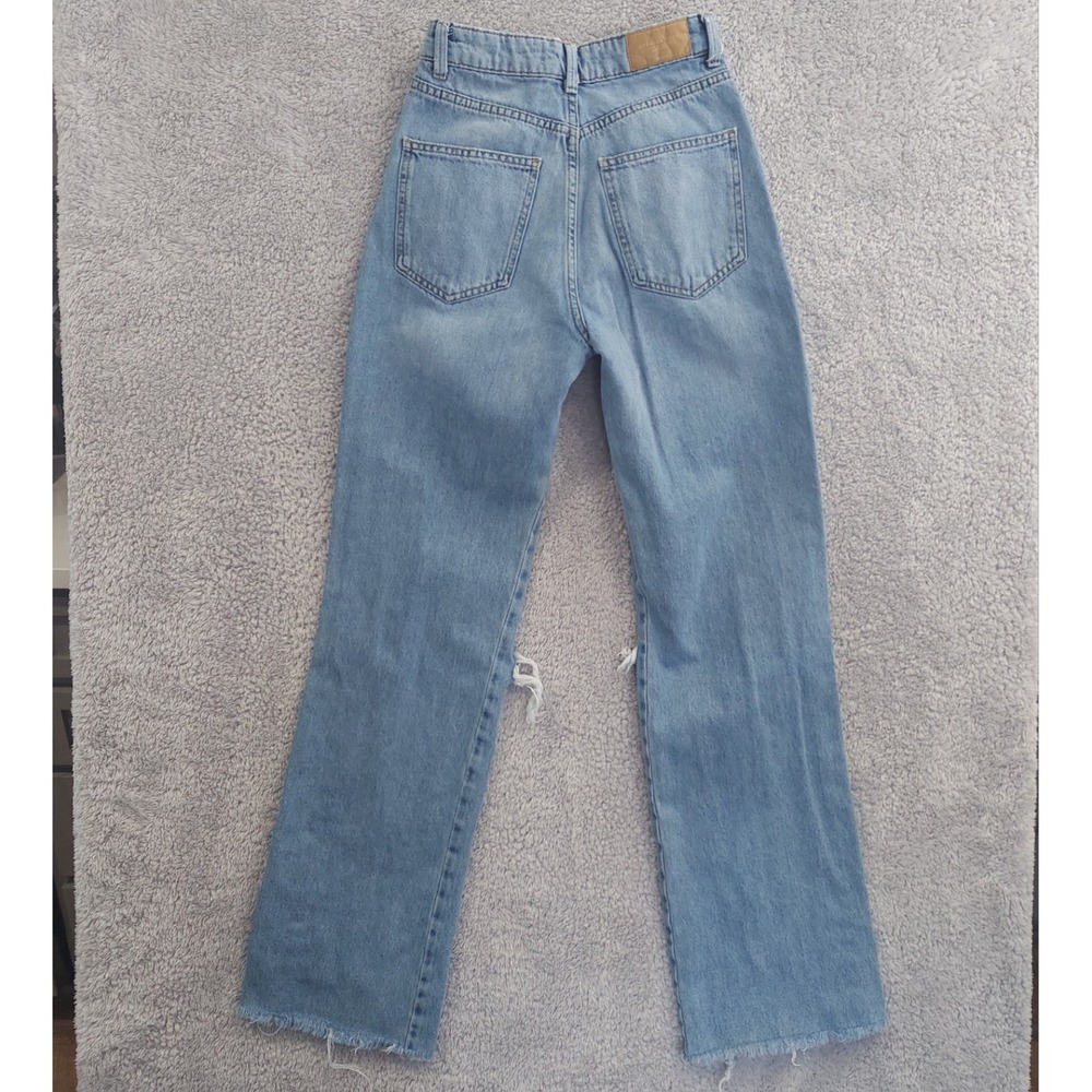 Stradivarius Straight Leg Jeans Women Size 2 Light Distressed Raw Hem High Rise - Picture 10 of 12